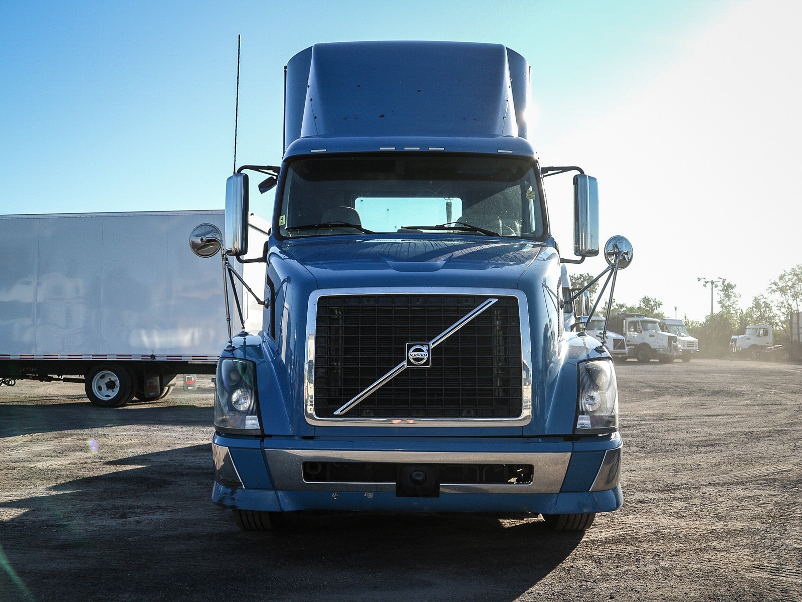 Volvo vnl 300