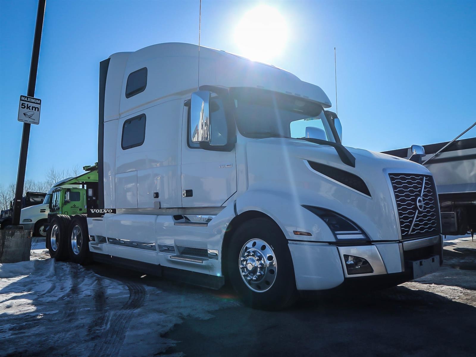 2019 Volvo VNL 860