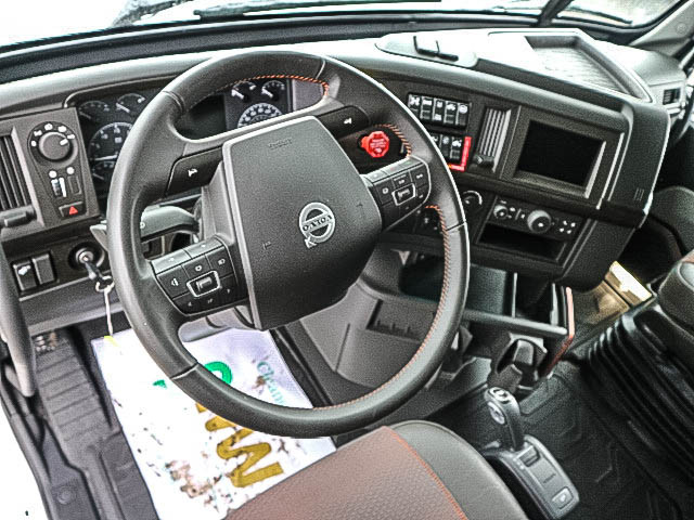 2019 Volvo VNL 860